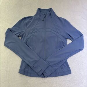 Lululemon - Define Nulu Cropped Jacket in size 4